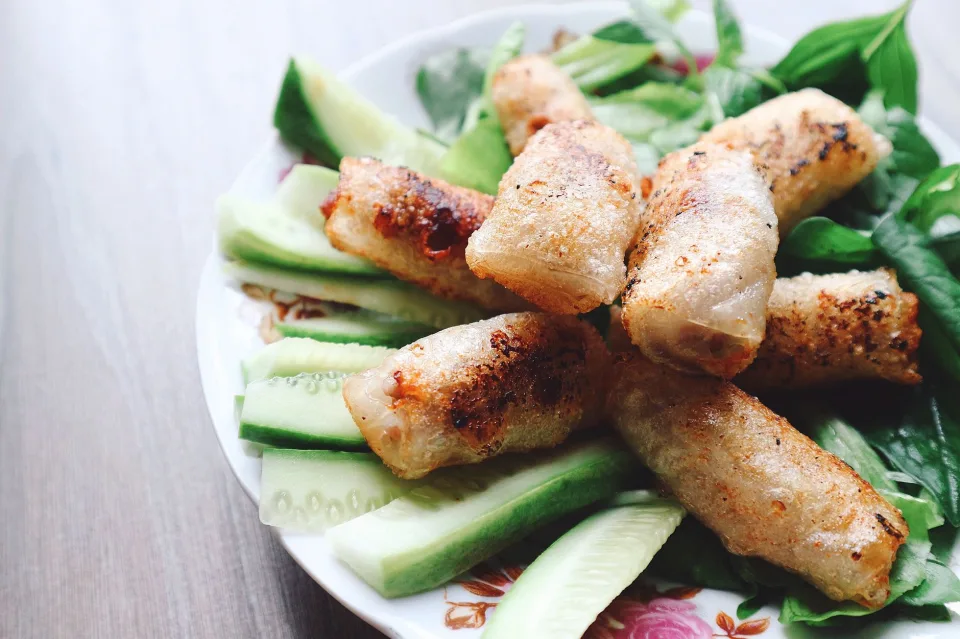 Bàn ăn tại Quán Ăn Long Thạnh